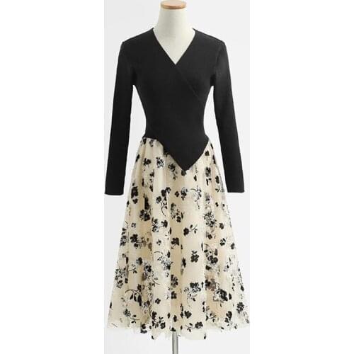 Elegant Patchwork Knitted Dress Women 2021 New Autumn Winter Mesh Embroidery Black Long Dress V-neck High Waist Vestidos