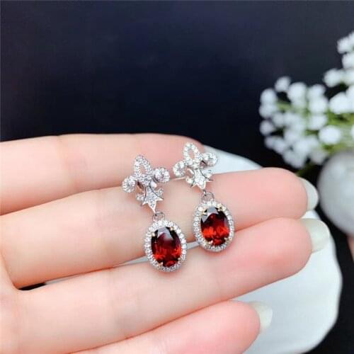 Xinyipeng S925 sterling silver gold-plated inlaid real natural garnet earrings fine holiday gift for women
