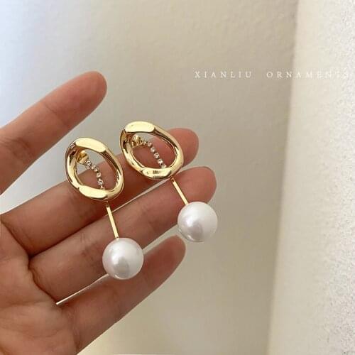 ZDMXJL New Womens Earrings Fine Simple Geometry Metal Round Long Pearl Hanging earrings Wedding Jewelry For Wommen Accessories