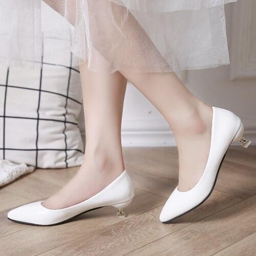 4cm Classics Pump Spring Autumn Women Dress Shoes Patent Leather Office Lady Shoes White Low Heels Wedding Shoes Bridal 8237L
