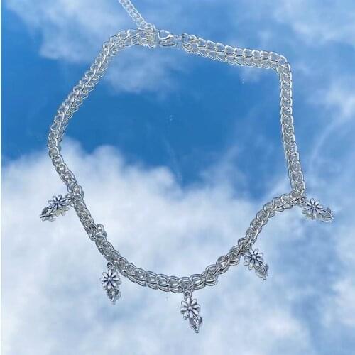 2021 Harajuku Style Punk Silver Color Clavicle Chain Femme Necklaces Vintage Fashion Plant Flower Pendant Necklaces For Women