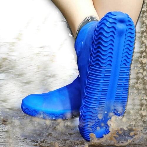 Pair of Reusable Silicone Shoe Cover S / M / L Waterproof Shoes Covers Outdoor Camping Slip-Resistant Rubber Rain Boot Overshoes