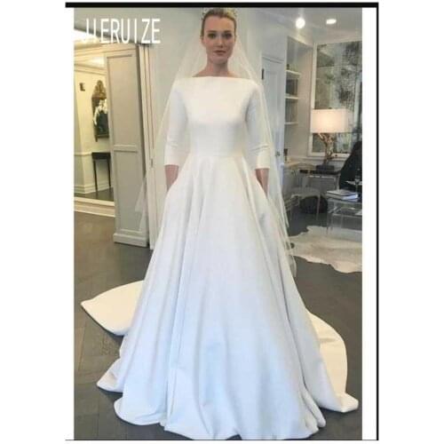 JIERUIZE Vintage Satin Wedding Dresses Boat Neck Half Sleeve Bridal Gowns With Pockets Simple Wedding Gowns robe de mariée