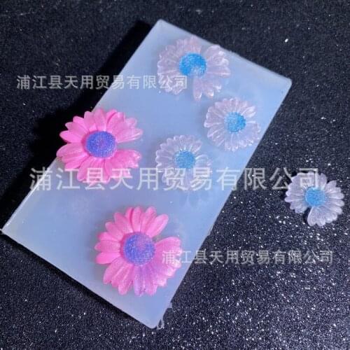 Mini Flower Set Accessories 17-285 for Small Daisy Silicone Mold
