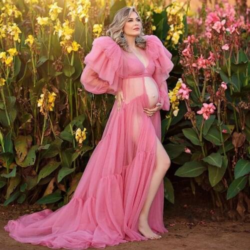 Gentle Pink Maternity Gowns For Photoshoot Ruffles Long Sleeve Maternity Maxi Dress for Photography Pregnancy Women Party Wear