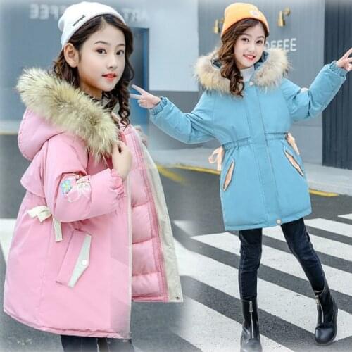 2020 winter new coat girls coat Plush cap collar warm coat Plush coat fashionable warm jacket medium length style overcome