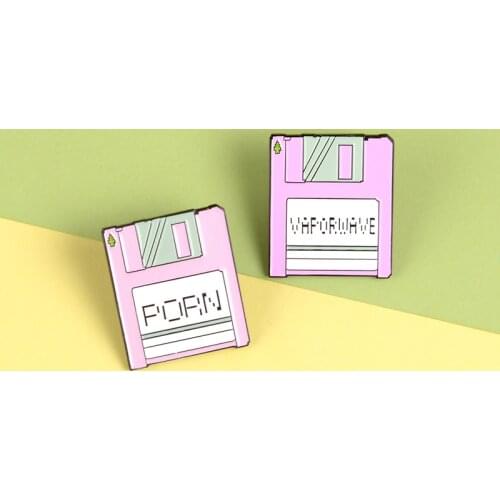 Pink memory card enamel pin Christmas tree memory phone card PORN mark badge denim shirt lapel brooch jewelry gift to friends