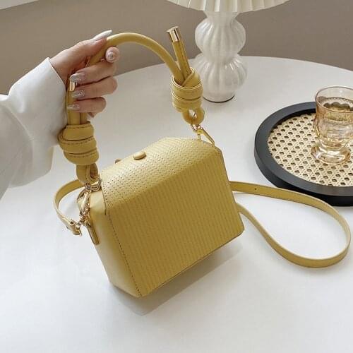 FUNMARDI Small Women Totes Bag 2021 Fashion Popular Square Bag Luxury Bucket Bag New Trendy Embroidery Thread Hand Bags WLHB2307