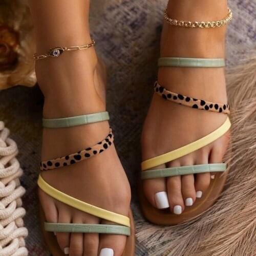 2021 summer new fashion sexy cross open toe roman style flat outdoor female beach slippers Plus Size