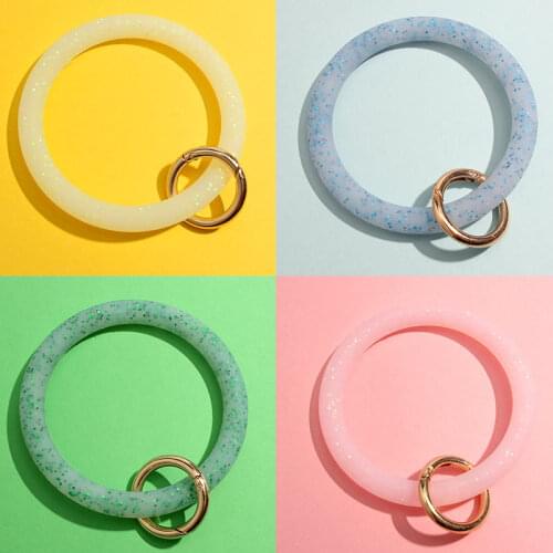 JUST FEEL New Fashion Silicone Keychain Key Chain Sequin Loop Wrist Key Ring Keychain Circle Round Key Wrist Strap Custom
