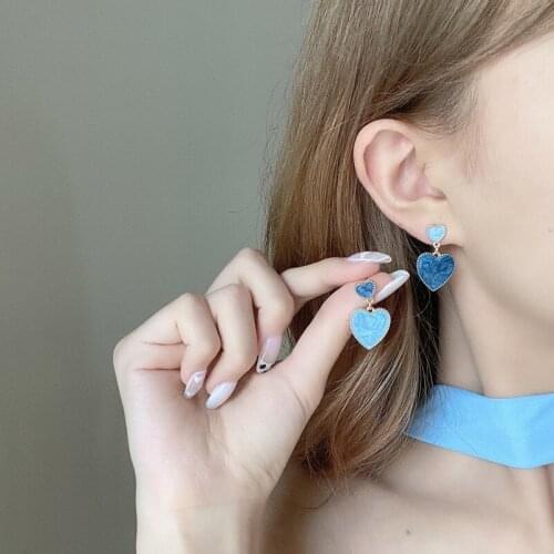 Suyuz Stud Earrings