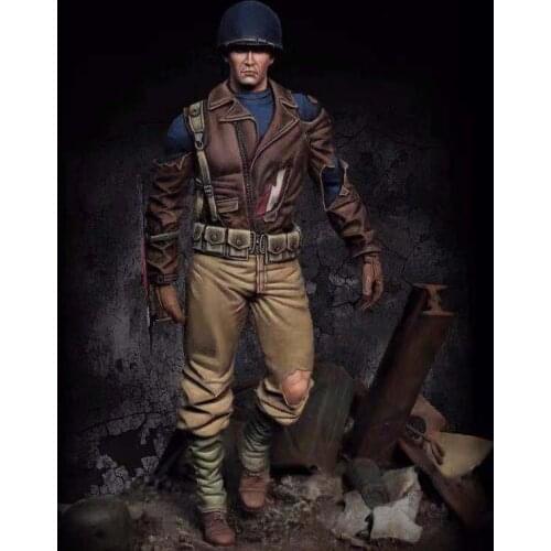 1:24 resin figure full body model World War II military theme American soldier GK white model figure