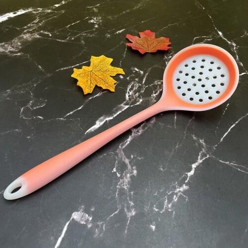 Silicone Colander Non-Stick Cooking Strainer Heat Resistant Filter Spoon Mesh Skimmer Oil Mesh Colander Slotted Skimmer Kitchen