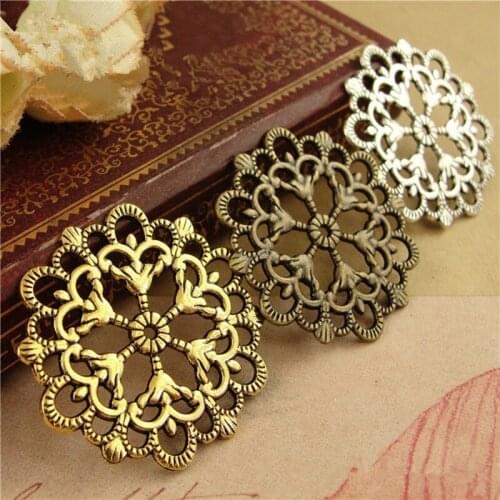 RONGQING 50pcs/lot DIY 29MM Retro FLOWER Pendant Antique Bronze Charm DIY metal charms for jewelry making 2018