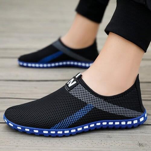 Summer Men Sneakers breathable comfortable soft sole pedal lazy shoes net shoes Slip On Flat Boat Shoes Man footwear