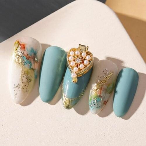 Nail Sticker Fashion Heart Shape Design Nail Art Sequins Decal Manicure Decor Rhinestones Charms Beauty DIY Glitter Nails 2021