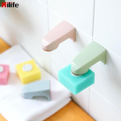 Storage Rack Magnetic Soap Holder 5 Colors Wall Mounted Sticking Soap Dishes Bathroom Accessories Portable