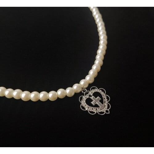 Retro Court Cross Choker Necklace Fashion Jewelry for Women Girls Hollow Heart Shaped Pendant Punk Gothic Harajuku Pearl Chain