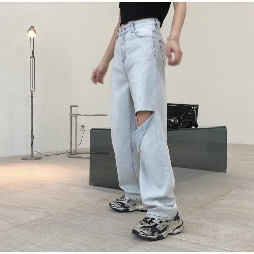 Woman cotton straight long jeans with hole
