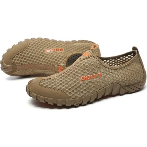 2021 Mesh Breathable Couple Casual Sneakers Slip-On water Outdoor Hiking Walking Shoes Wear-resistant Non-slip Sport Shoes