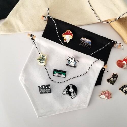 Ten Models Black And White Style Storage Hanging Bag Cloth Bag Brooch Display Board Creative Collection Storage Practical Badge