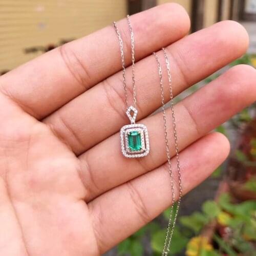 AEAW Jewelry 18K White Gold 0.5ct Natural Emerald Necklace Cushion Cut Green Gemstone Necklace Women Jewelry