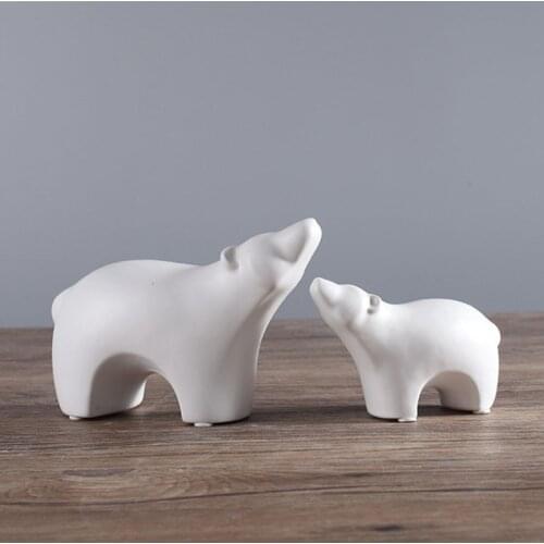 Modern European Polar Bear Cabinet Small Animals Furnishings Miniature Model Creative Home Decoration Furnishings Living Room TV