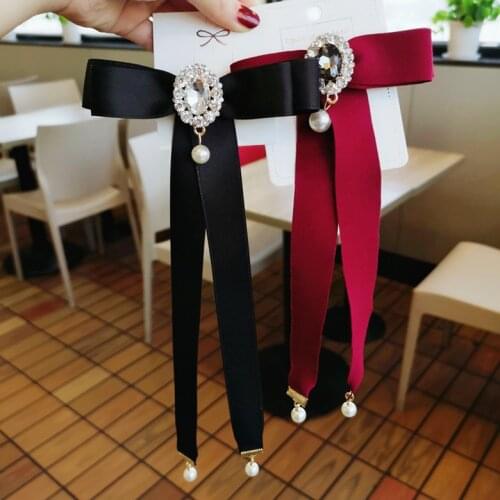 New Fabric Bow Tie Brooch Rhinestones Pearl Necktie Cravat Shirt Collar Pin Luxulry Jewelry Brooches for Women Accessories
