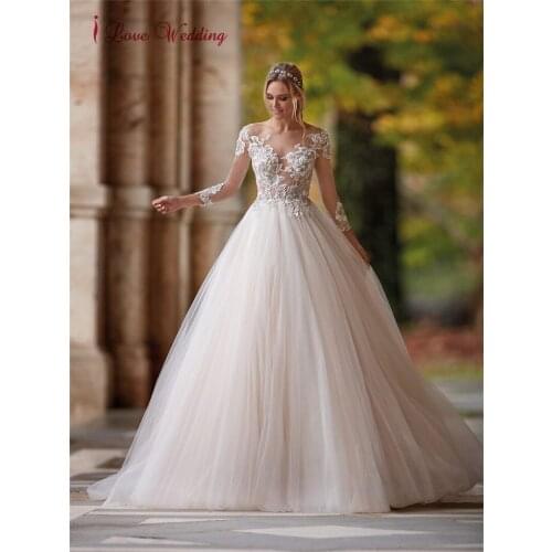 Regal Wedding Dress Tulle Floral Applique with Illusion Bodice and Long Sleeves Scoop Neck Luxury Bridal Wedding Gowns for Women