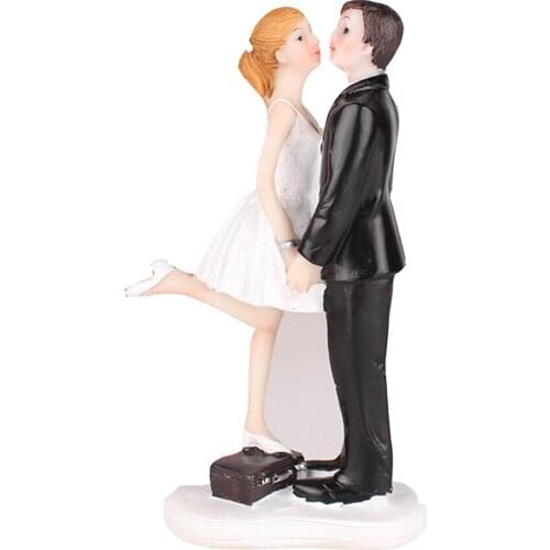 Wedding cake doll toy Resin Crafts Decoration Cake Decoration wedding Valentines Day gift standing kiss each other