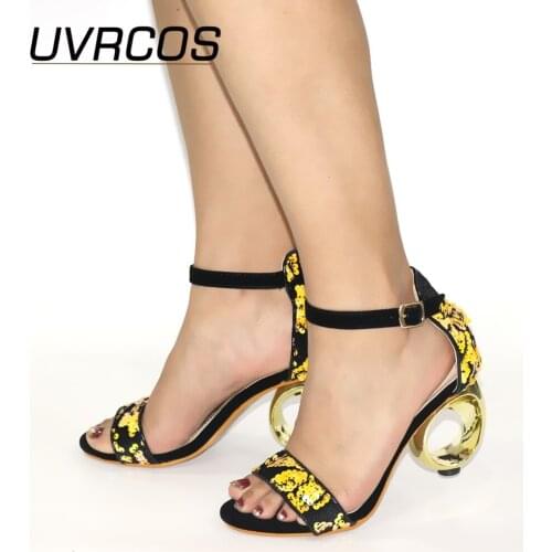 Hot Selling Italian Style Slingbacks African Women Slippers African Shoes Decorated with Rhinestone Luxury Shoes Women 2021