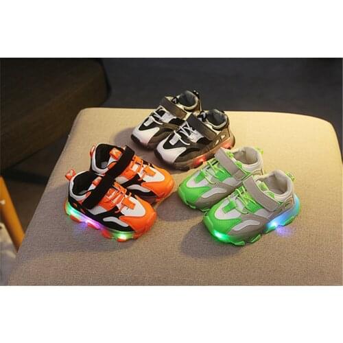 New LED Kids Childrens Lighting Shoes 1-5 Years Old Girls Boys Sports Running Sneakers Baby Toddler Zapatillas Niño Comfortable