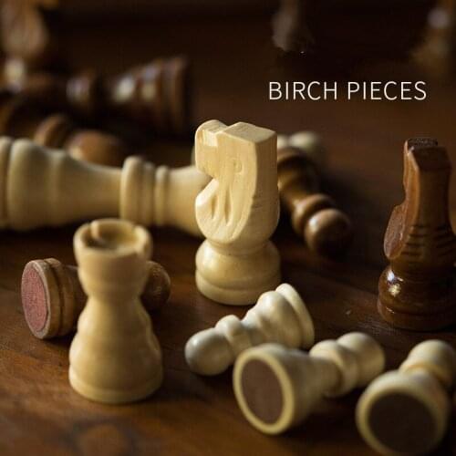 High-end portable creative childrens beginners solid wood chess