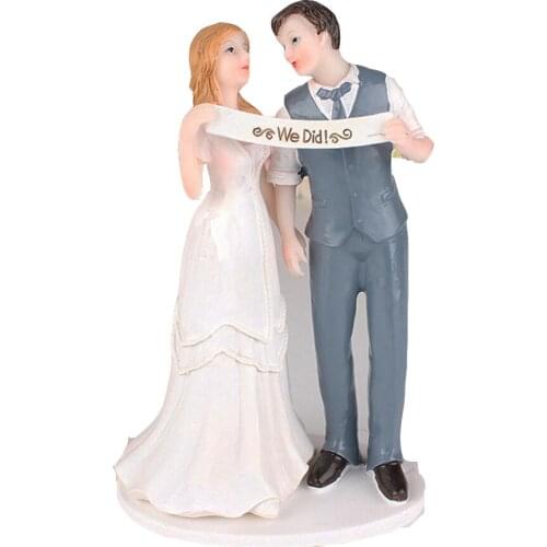 We got married Wedding cake doll toy Resin Crafts Decoration Cake Decoration wedding Valentines Day gift