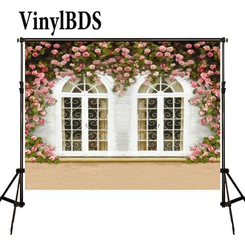VinylBDS 5x7ft White Brick Wall Outdoor Wedding Backdrops Carved Window Photo Romantic Flowers Backdrop for Photocall Wedding