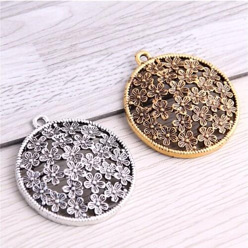 SWEET BELL 10pcs Vintage Metal Zinc Alloy flower of life Charms Trendy Retro Diy Handmade Round flower Pendant for Jewelry D6371