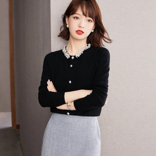 Winter 2021 Knitting Cardigan Women Sweater Thickened Warm Long Sleeve Wool Vintage Black Woman Sweaters Cardigan Crop Top
