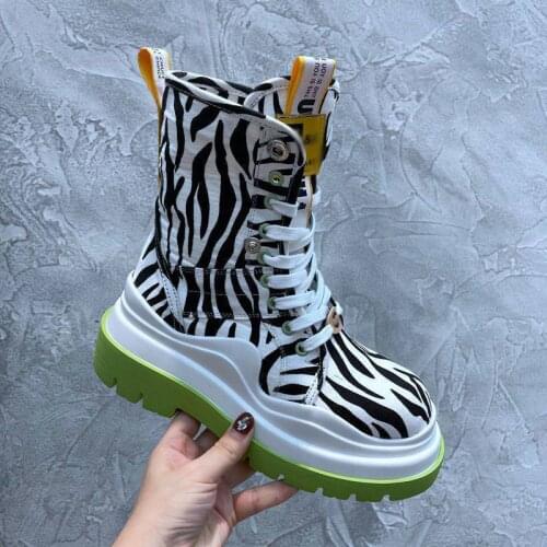 2022 Women Martin Boots Breathable Round Toe Ladies Flat Boots Net Red Increased Graffiti Denim Solid Rubber Female Flat Boots