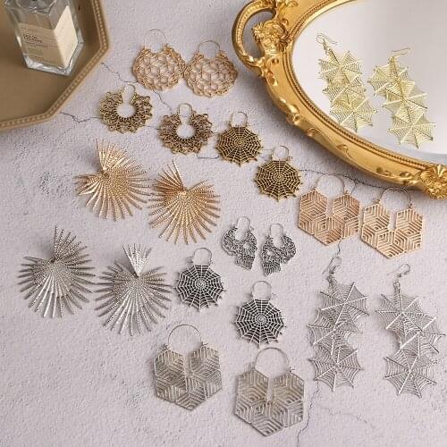 Vintage Skull tassel earrings ladies long style wild face thin Bohemia Carved earrings exquisite elegant Fashion Stud Earrings