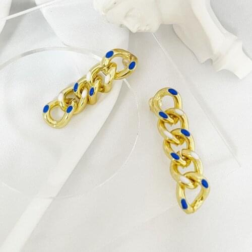 VSnow Minimalist Gold Contrast Color Enamel Chunky Chain Dangle Earrings for Women Long Tassel Metal Hollow Out Earrings Jewelry