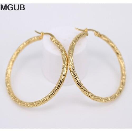 30mm 40mm simple fashion hoop earring Female birthday present Student couple Sports and leisure Hip hop rock Free shipping LH647
