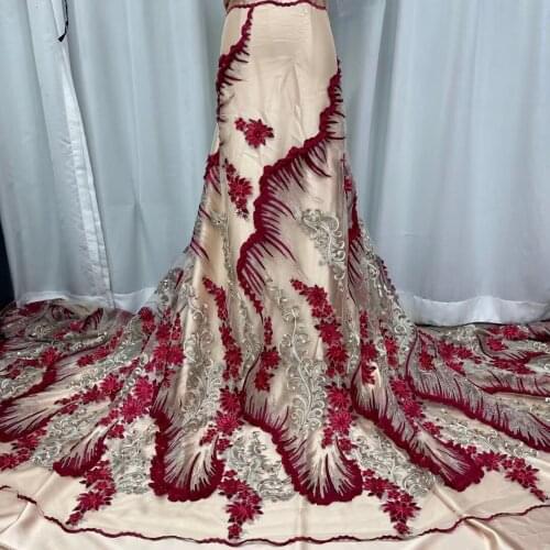 Elegant Fashion African Aso Ebi Wedding Dress Material in Burgandy Lace Fabric with Many Applique Flowers Tulle Mesh T136