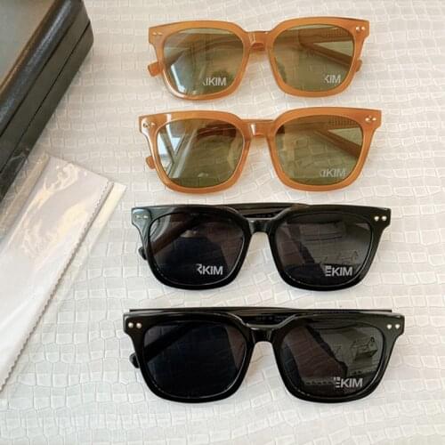 2021 double logo fashion brand mens and womens fashion sunglasses leisure willow nail design, versatile shading and white