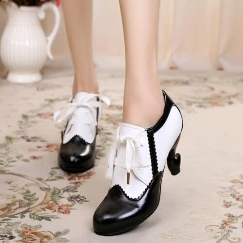 Japanese lolita cute sweet lace round head retro high heel deep mouth womens shoes Vintage Sweet Lolita Shoes cos girl loli