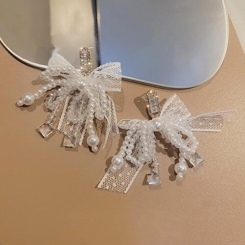 Origin Summer Hyperbolic White Colour Lace Simulation Pearl Bowknot Pendant Earrings for Women Spark CZ Stone Geometric Earrings