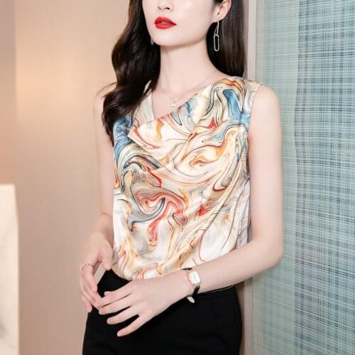 Korean summer womens chiffon shirt womens sleeveless floral shirt V-neck blouse top women