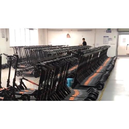 2021 iEZway China Factory Folding Dual Motor Single Motor 10 inch Electric Scooter 1200w 48v with seat in Germany warehouse