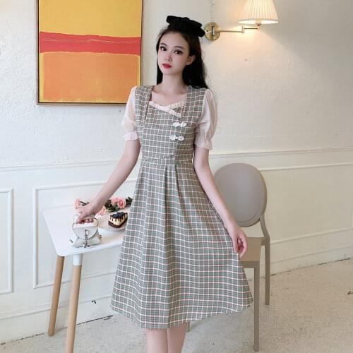 Large size and fat mm2021 new improved cheongsam plate buckle Plaid square collar bubble sleeve waist slim dress summer