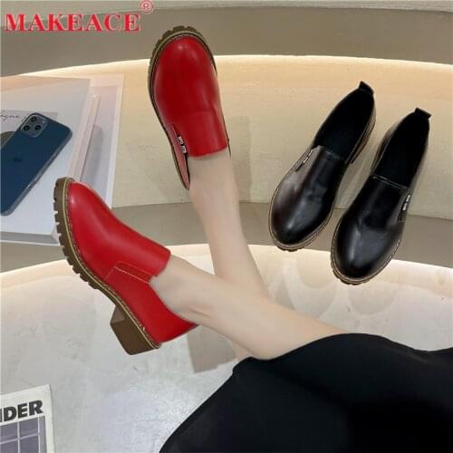 The New Fall 2021 Mid Heel Cover Foot Red Wedding Shoes Fashion Platform Womens Outdoor Casual Versatile Low Gang Pair Shoes