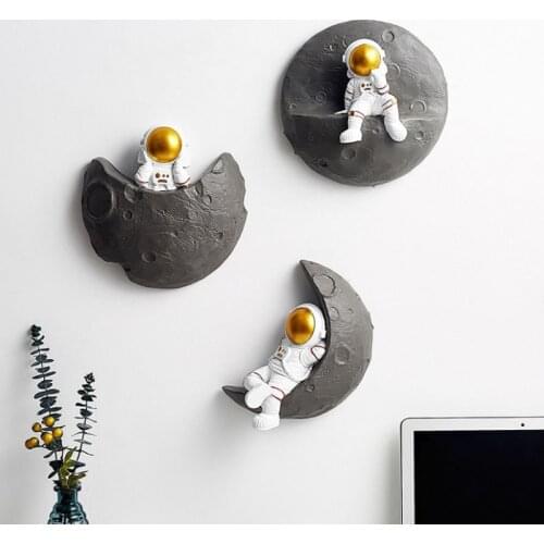 Astronaut Wall Hanging Decoration Resin Wall Shelves Spaceman And Moon Sculpture Home Decor Aesthetic Living Room Decoration